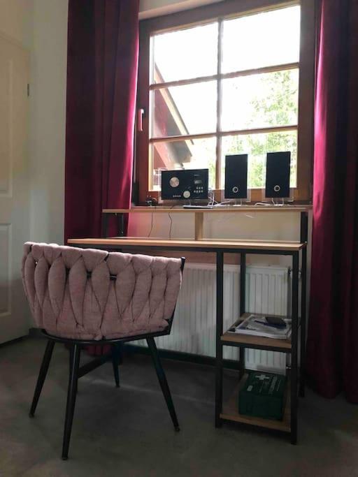 Willkommen Im Casa Felice, Der Wohlfuehl Oase Mit Balkon, 4 Betten Und Homeoffice Platz Aidlingen Exteriér fotografie