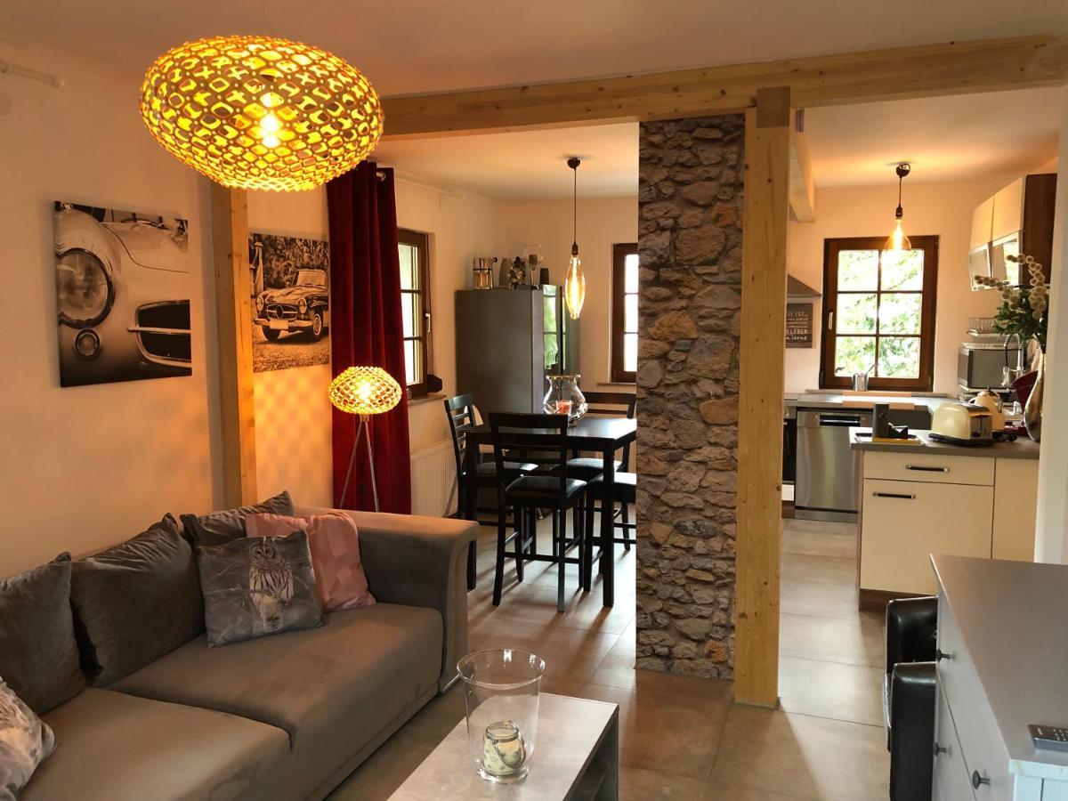 Willkommen Im Casa Felice, Der Wohlfuehl Oase Mit Balkon, 4 Betten Und Homeoffice Platz Aidlingen Exteriér fotografie