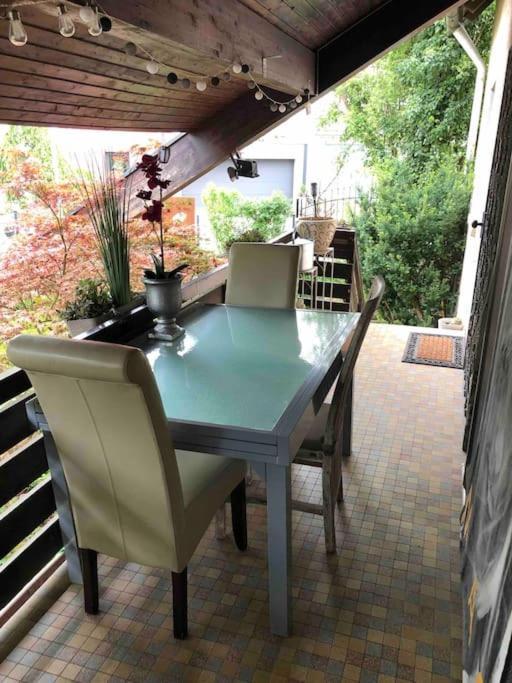 Willkommen Im Casa Felice, Der Wohlfuehl Oase Mit Balkon, 4 Betten Und Homeoffice Platz Aidlingen Exteriér fotografie